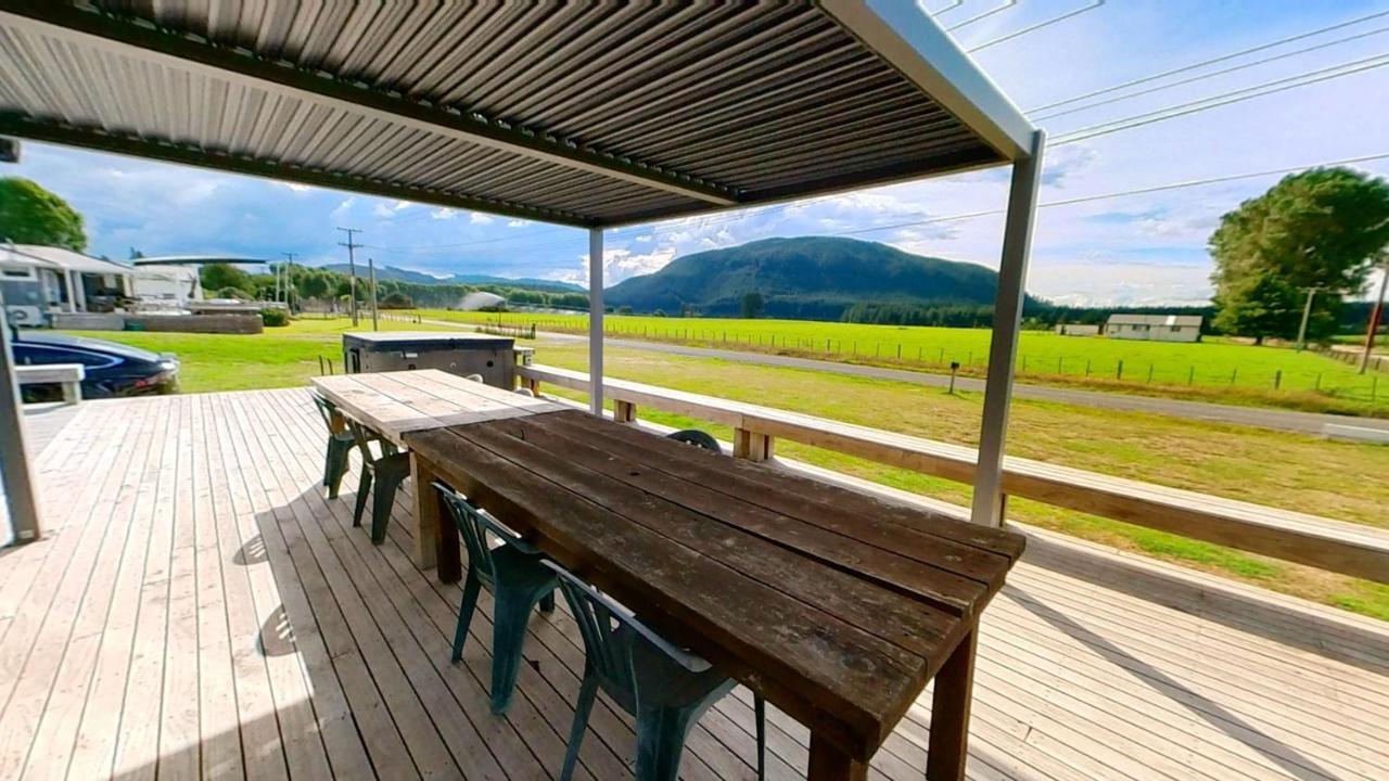 Full Holiday Home To Yourself, Up To 21 Guests Atiamuri Exterior foto